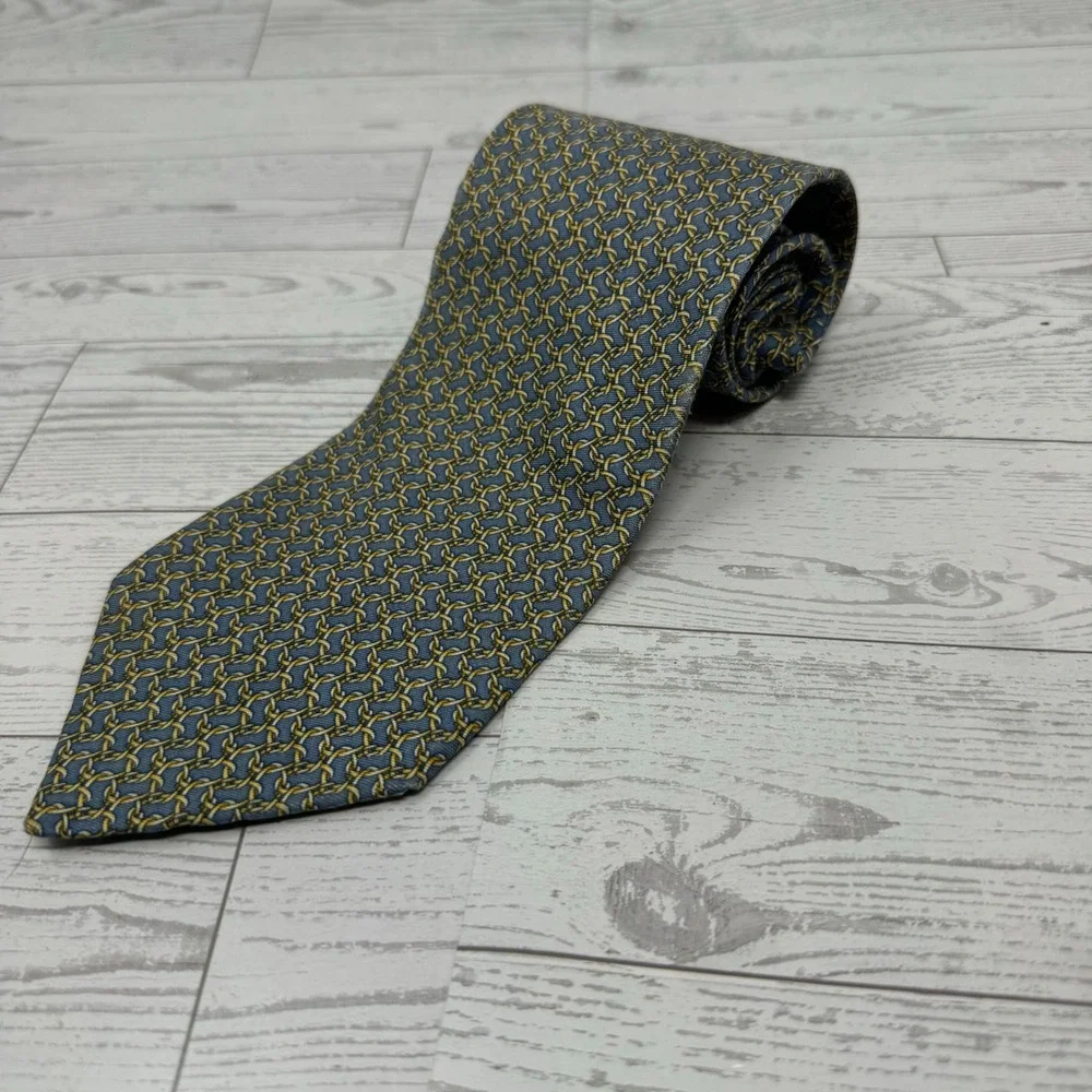 Brooks Brothers Men's Silk Tie Blue Yellow Chain Pattern‎ Made in USA